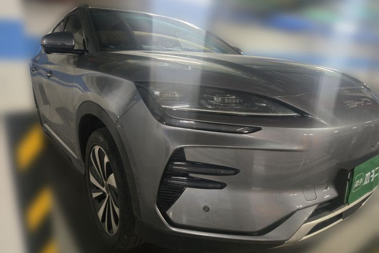 Used BYD Song PLUS New Energy 2023 Champion Edition EV 605KM Flagship PLUS Front Right 45 Deg