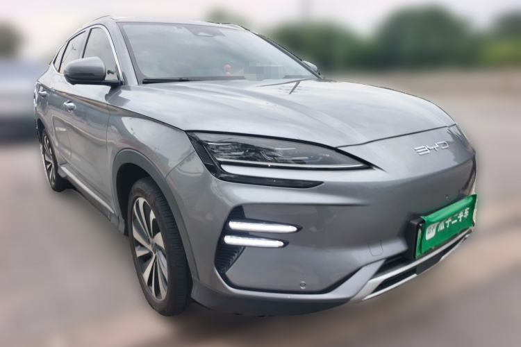 Used BYD Song PLUS New Energy 2023 Champion Edition EV 520KM Flagship Model Front Right 45 Deg