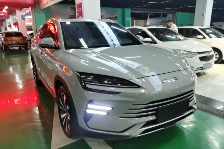 Used BYD Song PLUS New Energy 2023 Champion Edition DM-i 150KM Flagship PLUS Front Right 45 Deg
