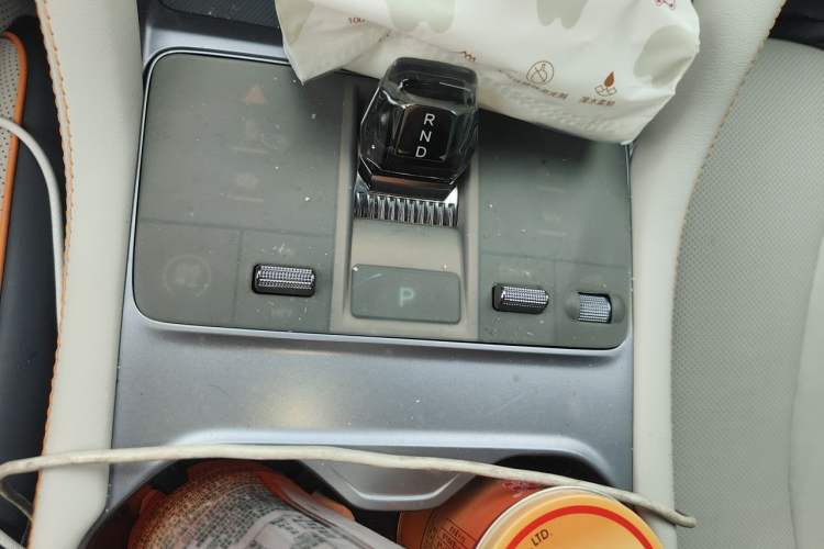 Used BYD Song PLUS New Energy 2023 Champion Edition DM-i 110KM Flagship PLUS Gear Lever