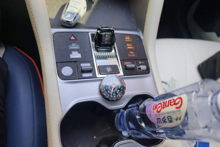 Used BYD Song PLUS New Energy 2023 Champion Edition DM-i 110KM Flagship Model Gear Lever