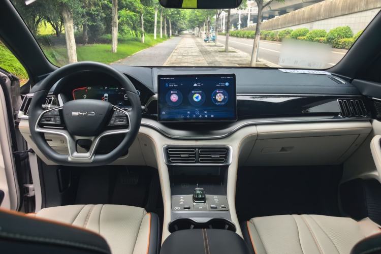 Used BYD Song PLUS New Energy 2023 Champion Edition DM-i 150KM Flagship PLUS Interior 1
