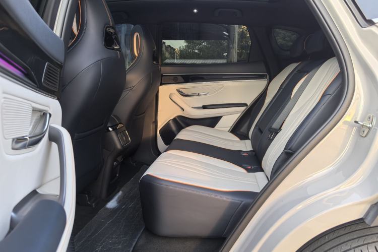 Used BYD Song PLUS New Energy 2023 Champion Edition EV 520KM Flagship Model Interior 2