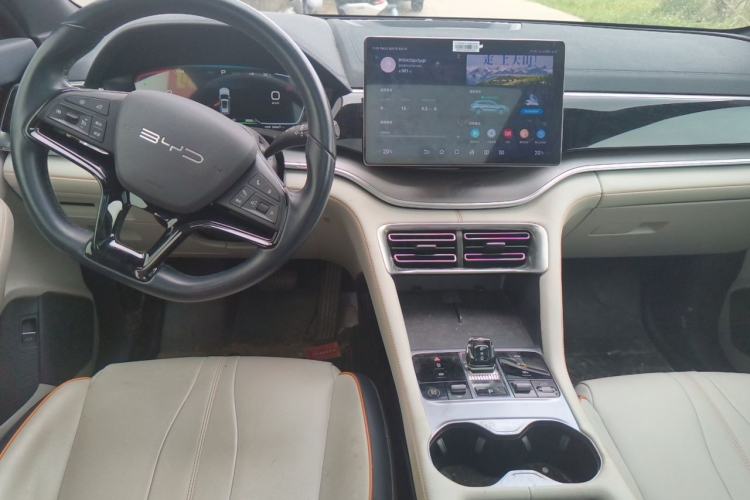 Used BYD Song PLUS New Energy 2023 Champion Edition DM-i 110KM Flagship Model Interior 2