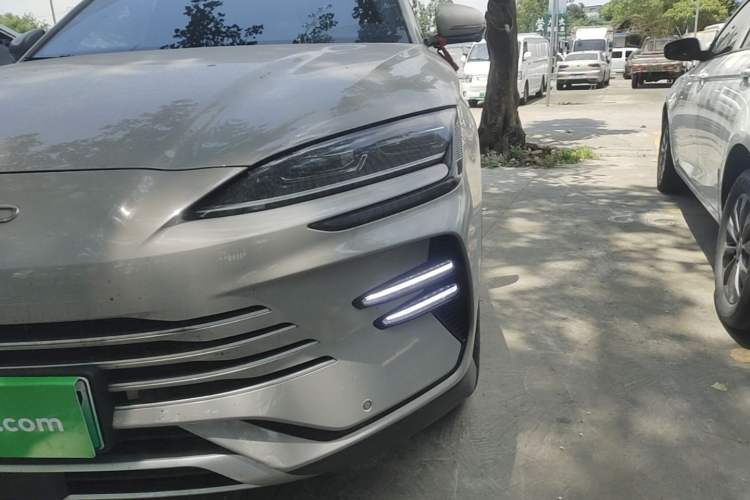 Used BYD Song PLUS New Energy 2023 Champion Edition DM-i 110KM Flagship PLUS Left Front Headlight
