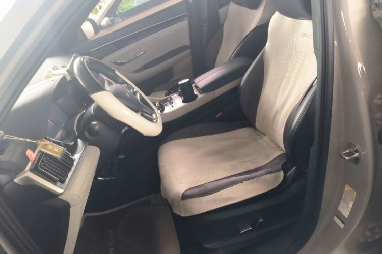 Used BYD Song PLUS New Energy 2023 Champion Edition DM-i 110KM Flagship PLUS Left Front Seat