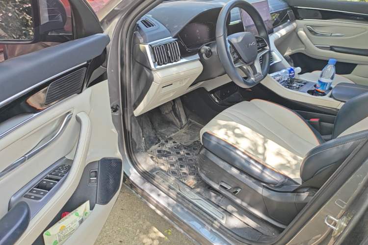 Used BYD Song PLUS New Energy 2023 Champion Edition DM-i 150KM Flagship PLUS Left Front Seat