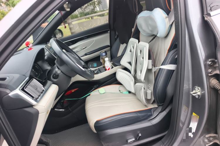 Used BYD Song PLUS New Energy 2023 Champion Edition EV 520KM Flagship Model Left Front Seat