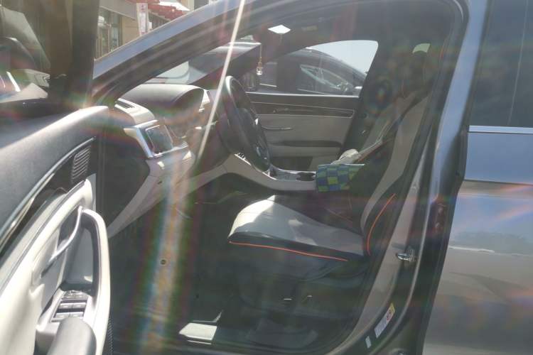 Used BYD Song PLUS New Energy 2023 Champion Edition DM-i 110KM Flagship PLUS Left Front Seat