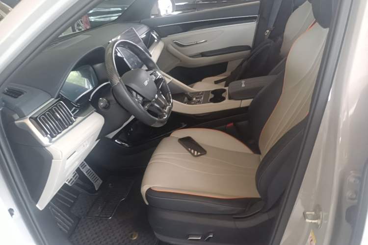 Used BYD Song PLUS New Energy 2023 Champion Edition DM-i 110KM Flagship Model Left Front Seat