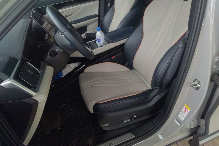Used BYD Song PLUS New Energy 2023 Champion Edition DM-i 150KM Flagship PLUS Left Front Seat