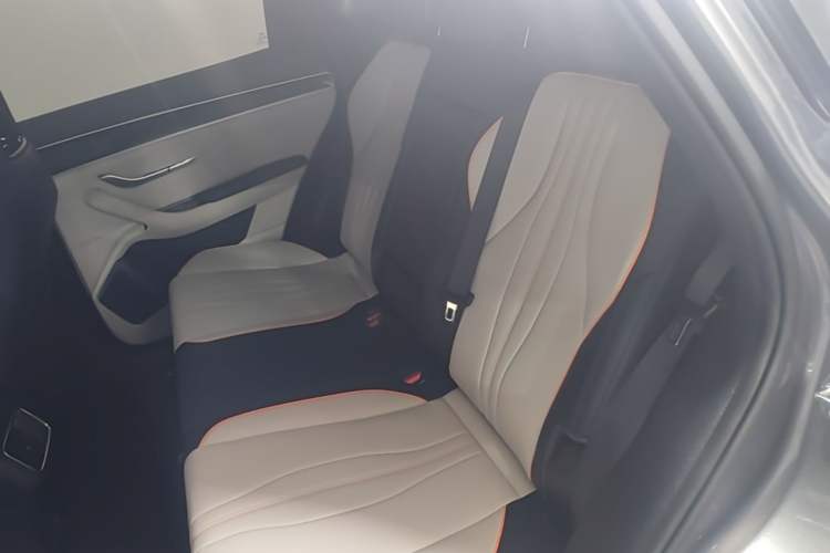 Used BYD Song PLUS New Energy 2023 Champion Edition DM-i 150KM Flagship PLUS Left Rear Seat