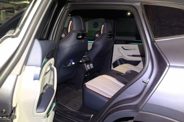 Used BYD Song PLUS New Energy 2023 Champion Edition DM-i 110KM Flagship Model Left Rear Seat