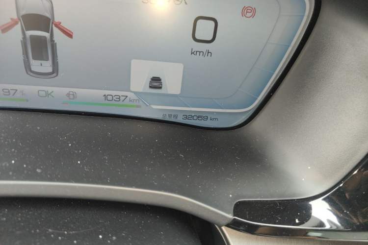 Used BYD Song PLUS New Energy 2023 Champion Edition DM-i 110KM Flagship PLUS Odometer Close Up
