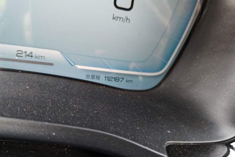 Used BYD Song PLUS New Energy 2023 Champion Edition EV 520KM Prestige Model Odometer Close Up