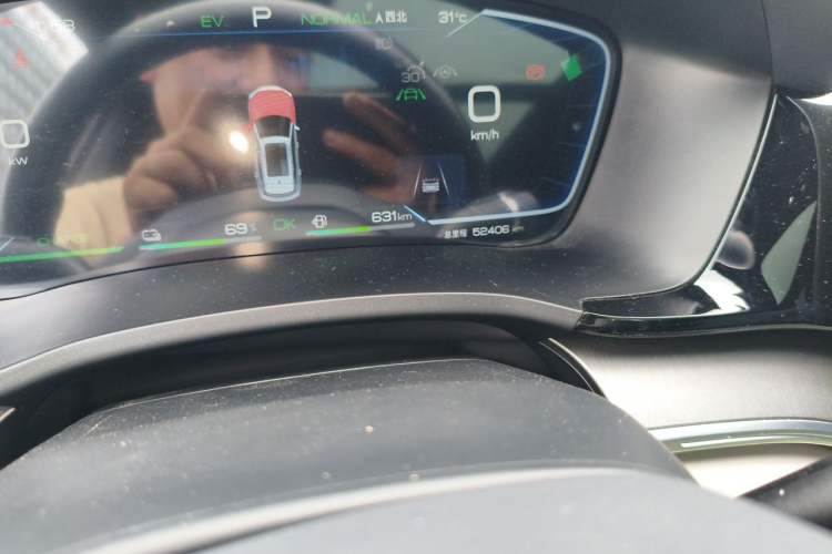 Used BYD Song PLUS New Energy 2023 Champion Edition DM-i 110KM Flagship PLUS Odometer Close Up