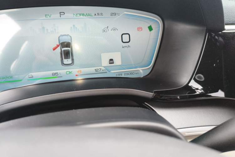 Used BYD Song PLUS New Energy 2023 Champion Edition DM-i 110KM Flagship PLUS Odometer Close Up