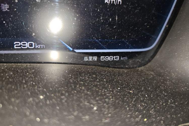 Used BYD Song PLUS New Energy 2023 Champion Edition EV 520KM Luxury Model Odometer Close Up