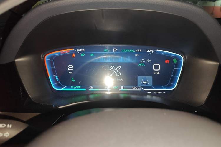 Used BYD Song PLUS New Energy 2023 Champion Edition DM-i 150KM Flagship PLUS Odometer Close Up