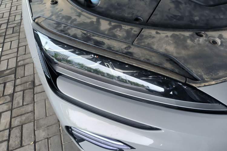 Used BYD Song PLUS New Energy 2023 Champion Edition DM-i 110KM Flagship PLUS Right Front Headlight