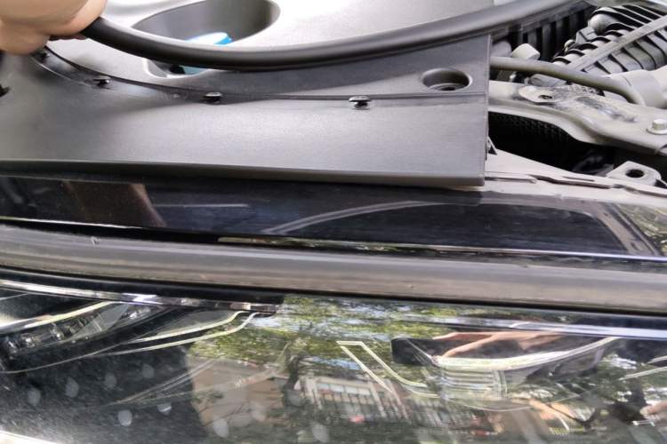 Used BYD Song PLUS New Energy 2023 Champion Edition DM-i 110KM Flagship Model Right Front Headlight