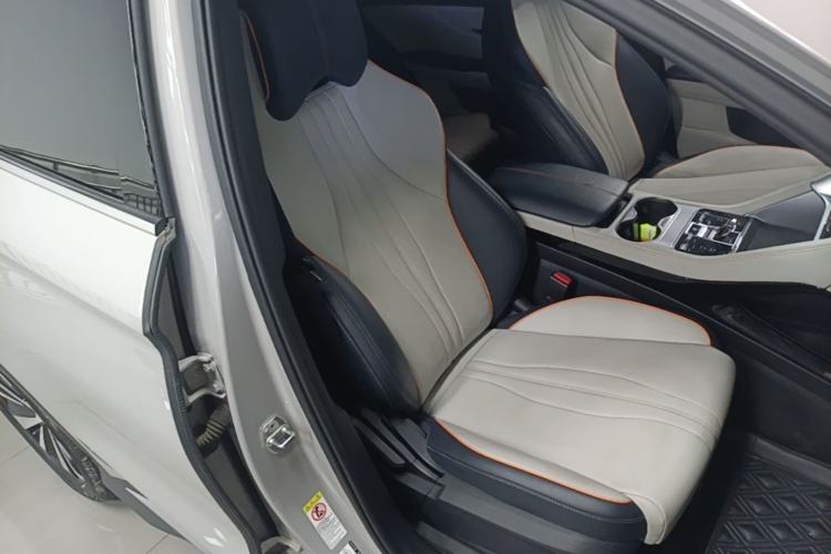 Used BYD Song PLUS New Energy 2023 Champion Edition EV 520KM Luxury Model Right Front Seat