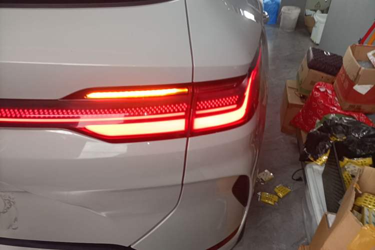 Used BYD Song PLUS New Energy 2023 Champion Edition DM-i 110KM Flagship Model Right Rear Taillight
