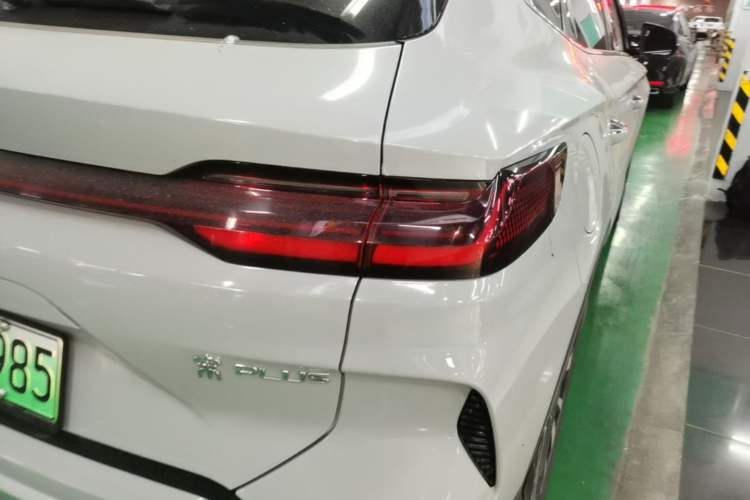 Used BYD Song PLUS New Energy 2023 Champion Edition EV 520KM Flagship Model Right Rear Taillight