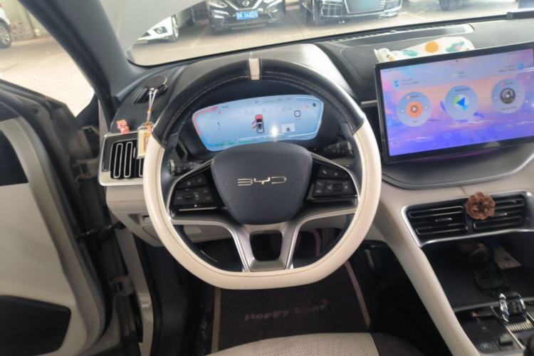 Used BYD Song PLUS New Energy 2023 Champion Edition DM-i 110KM Flagship PLUS Steering Wheel