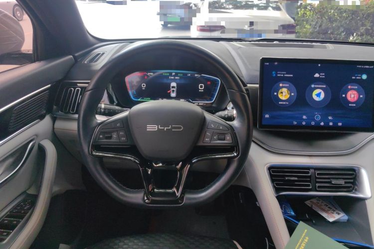 Used BYD Song PLUS New Energy 2023 Champion Edition EV 520KM Luxury Model Steering Wheel