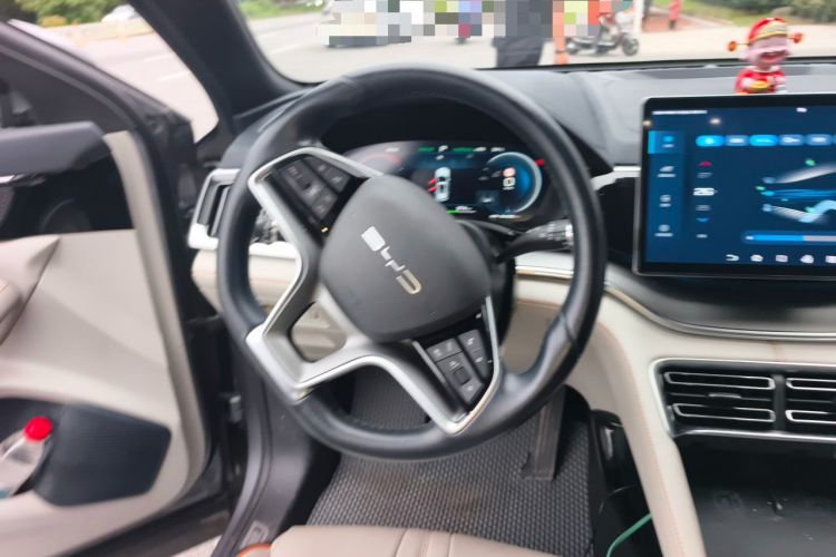 Used BYD Song PLUS New Energy 2023 Champion Edition EV 520KM Flagship Model Steering Wheel