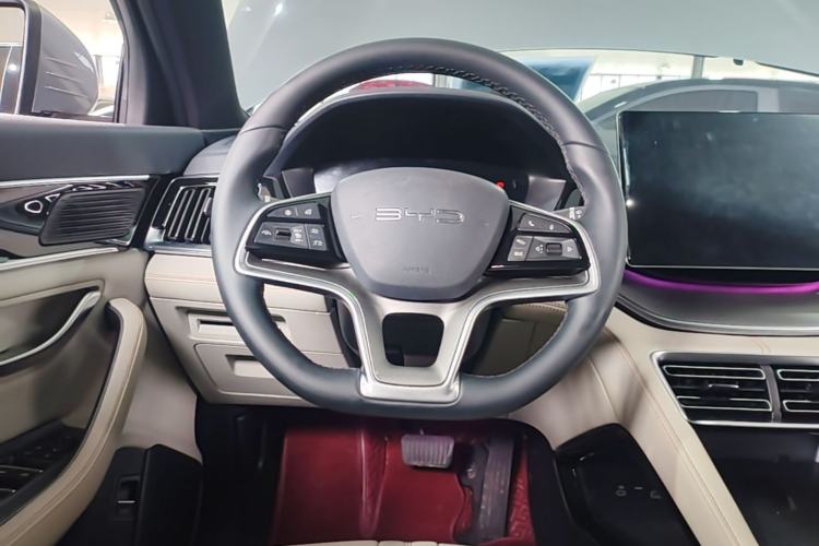 Used BYD Song PLUS New Energy 2023 Champion Edition DM-i 110KM Flagship PLUS Steering Wheel