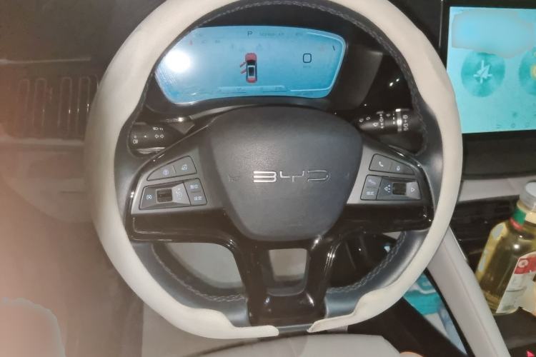 Used BYD Song PLUS New Energy 2023 Champion Edition DM-i 110KM Flagship Model Steering Wheel