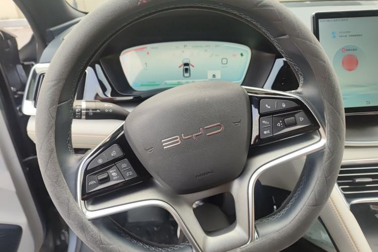 Used BYD Song PLUS New Energy 2023 Champion Edition DM-i 110KM Flagship PLUS Steering Wheel