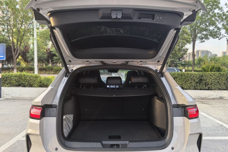 Used BYD Song PLUS New Energy 2023 Champion Edition EV 520KM Flagship Model Trunk