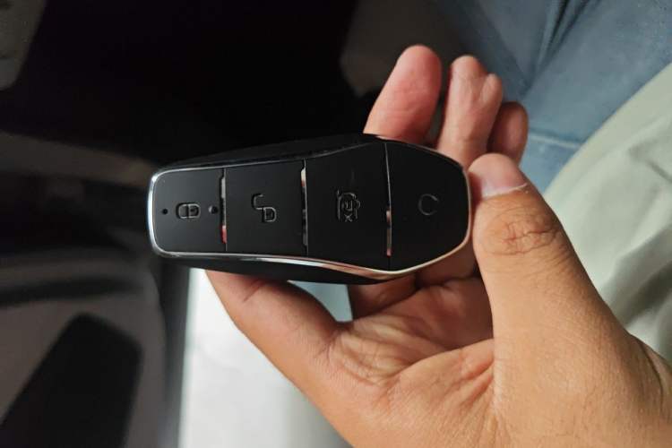 Used BYD Song PLUS New Energy 2023 Champion Edition DM-i 110KM Flagship Model Vehicle Key