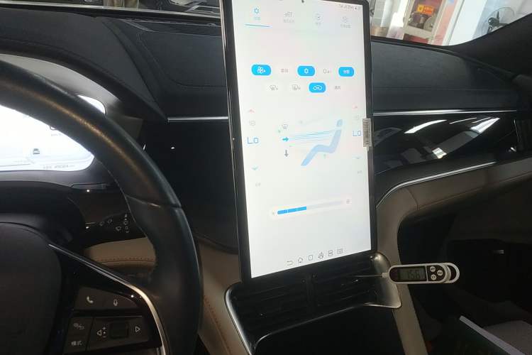 Used BYD Song PLUS New Energy 2023 Champion Edition DM-i 150KM Flagship PLUS 5G Audio And AC Panel