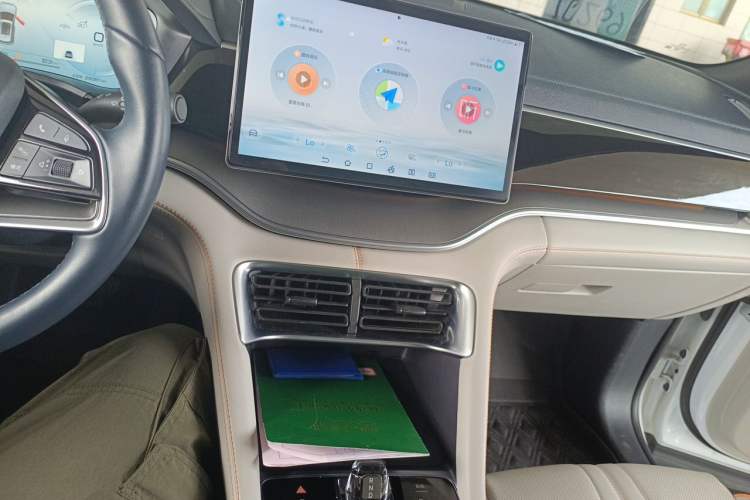 Used BYD Song PLUS New Energy 2023 Champion Edition DM-i 110KM Flagship PLUS Audio And AC Panel