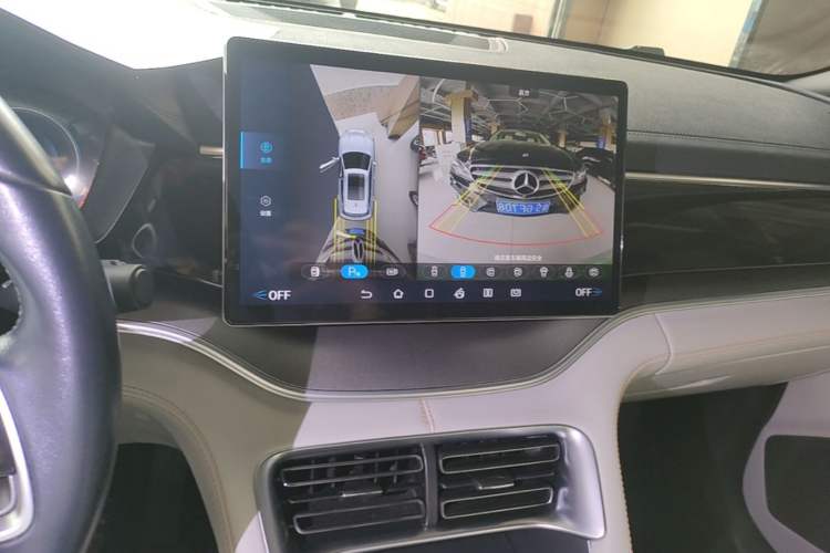 Used BYD Song PLUS New Energy 2023 Champion Edition DM-i 110KM Flagship PLUS Audio And AC Panel