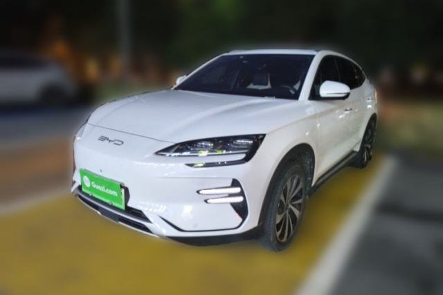 BYD Song PLUS New Energy 2023 Champion Edition EV 520KM Prestige Model usata