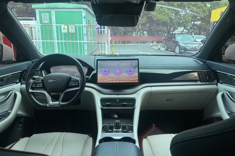Used BYD Song PLUS New Energy 2023 Champion Edition DM-i 110KM Flagship PLUS Center Console