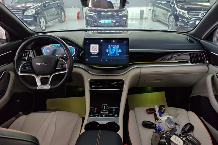 Used BYD Song PLUS New Energy 2023 Champion Edition DM-i 110KM Flagship PLUS Center Console