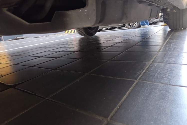 Used BYD Song PLUS New Energy 2023 Champion Edition DM-i 110KM Flagship Model Chassis Front Left