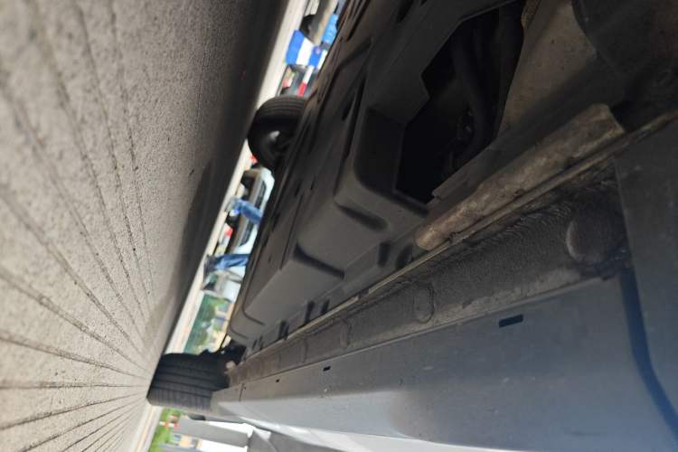 Used BYD Song PLUS New Energy 2023 Champion Edition DM-i 110KM Flagship PLUS Chassis Front Left