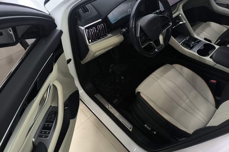 Used BYD Song PLUS New Energy 2023 Champion Edition EV 520KM Flagship Model Driver Seat