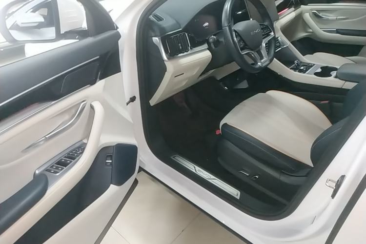 Used BYD Song PLUS New Energy 2023 Champion Edition DM-i 150KM Flagship PLUS Driver Seat