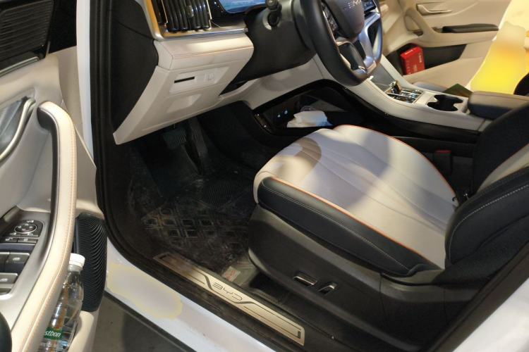 Used BYD Song PLUS New Energy 2023 Champion Edition DM-i 150KM Flagship PLUS Driver Seat