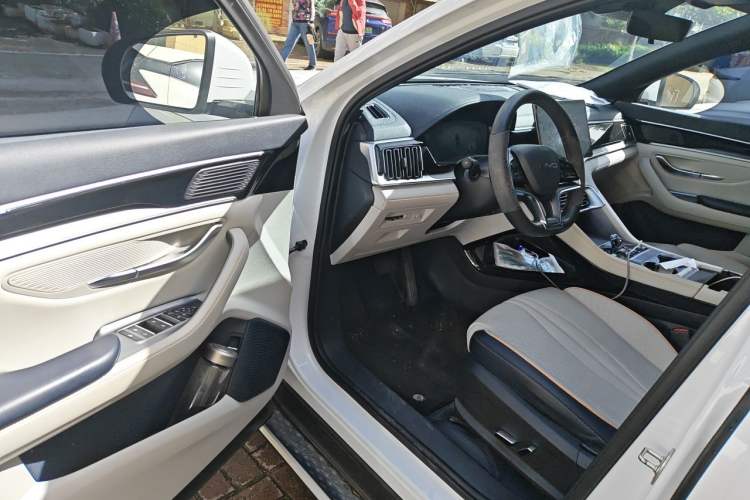 Used BYD Song PLUS New Energy 2023 Champion Edition DM-i 110KM Flagship PLUS Driver Seat