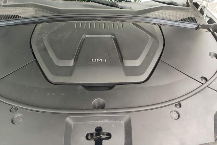 Used BYD Song PLUS New Energy 2023 Champion Edition DM-i 110KM Flagship PLUS Engine Bay