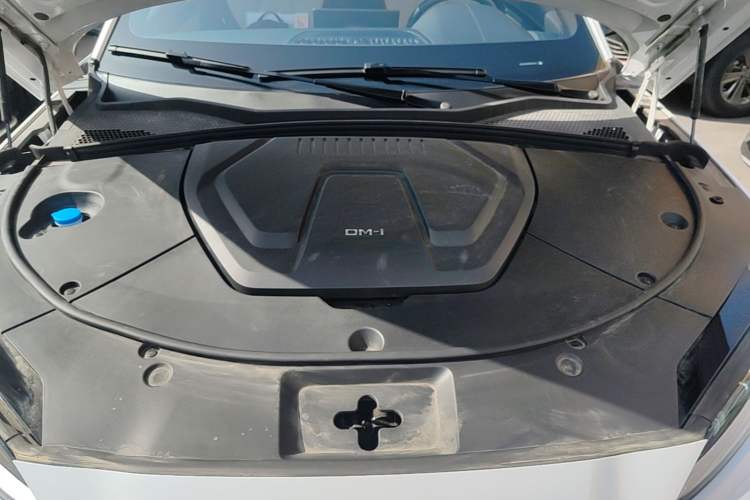 Used BYD Song PLUS New Energy 2023 Champion Edition DM-i 110KM Flagship Model Engine Bay
